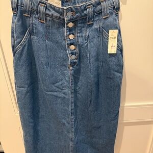 New With Tags - Anthropologie Pilcro Denim Jean Midi Skirt with Raw Hem Size 4